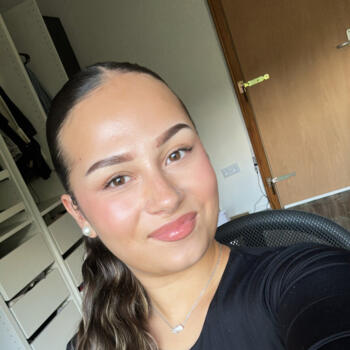 Babysitter in Differdange: Ciara