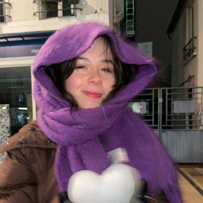 Babysitter in Saint-Maurice: Clémence