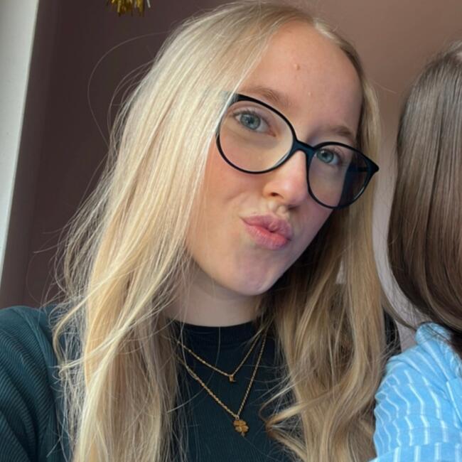 Babysitter in Hoogstraten: Louise