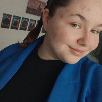 Babysitter in La Trinité-Surzur: Elsa