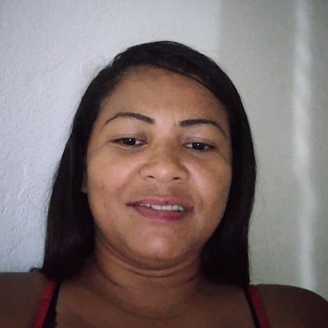 Babá em Teresina: Ione