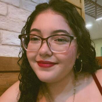 Babysitter in Campos dos Goytacazes: Lara