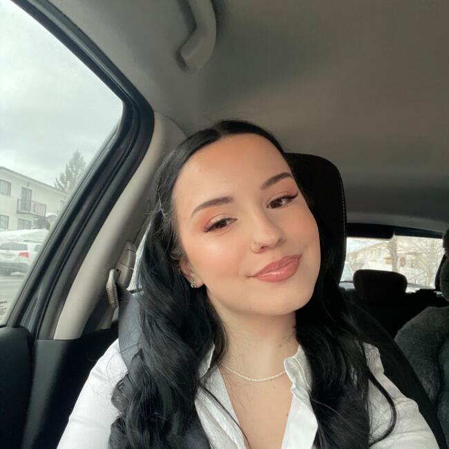 Baby-sitter in Laval: Alexa