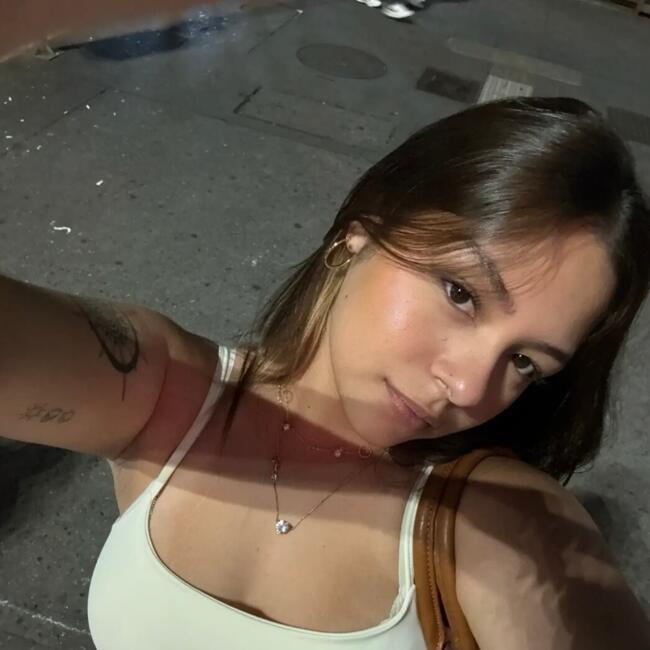 Babysitter in São Paulo: Isabelly