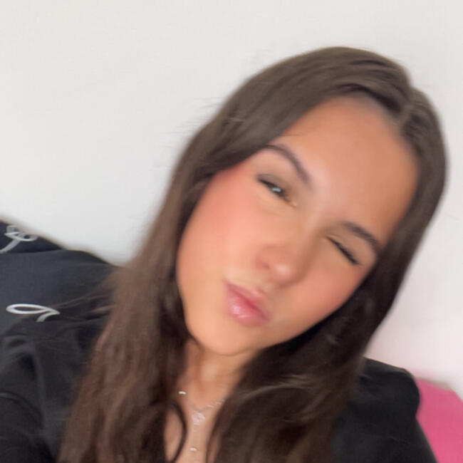 Babysitter in Notre-Dame-d'Oé: Noémie