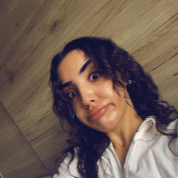 Babysitter in Lille: Farah