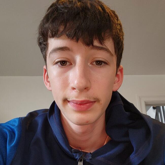 Babysitter in Rouen: Loan