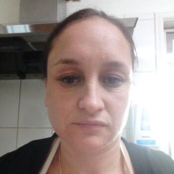 Trabajo para niñera en Osorno: trabajo de niñera Omayra