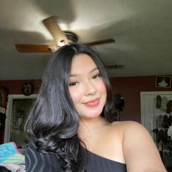 Babysitter in Fort Worth: Vanessa