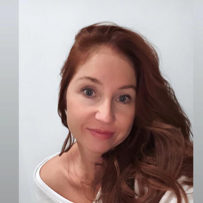 Babysitter in Hrob: MICHAELA