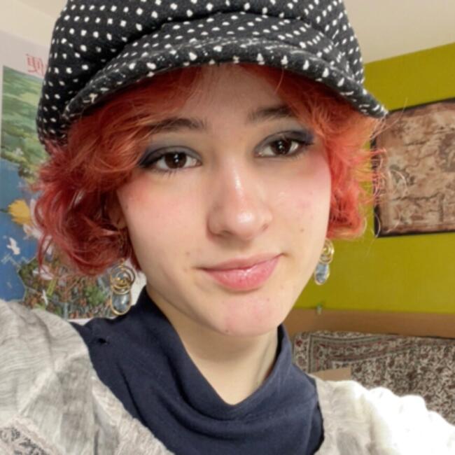 Babysitter in Sète: Camila