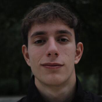 Babysitter in Madrid: Adrian