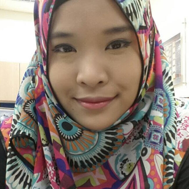 Babysitting job in Singapore: Aryani