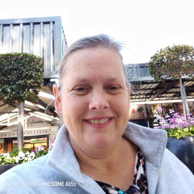 Nanny in Akasia: Tanya