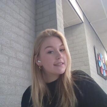 Oppas in Westervoort: Anouk