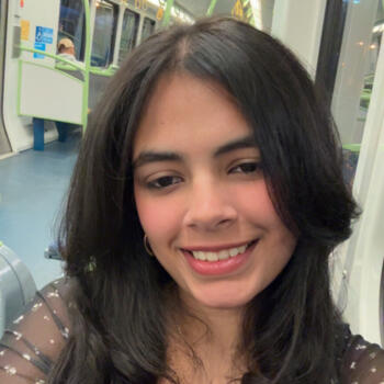 Babysitter in Melbourne: Vanshika