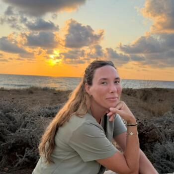 בייביסיטר ‏נהריה: Tania