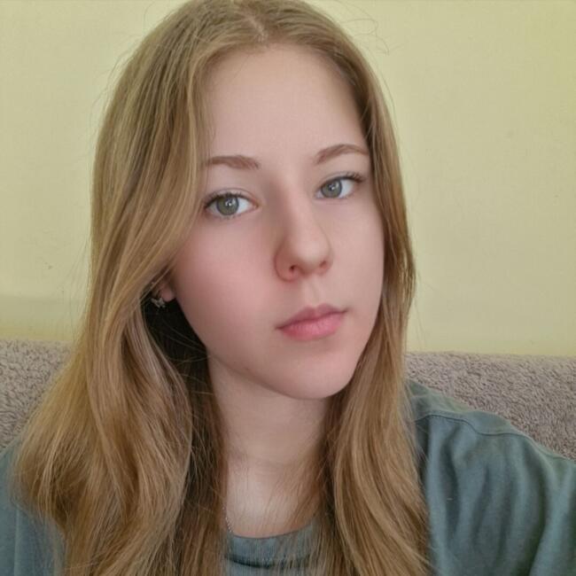 Babysitter in Wroclaw: Anna