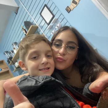 Emprego de babá em Santo Amaro da Imperatriz: Mariah
