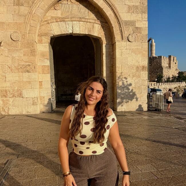 מטפל/ת ב- פתח תקווה: Eva