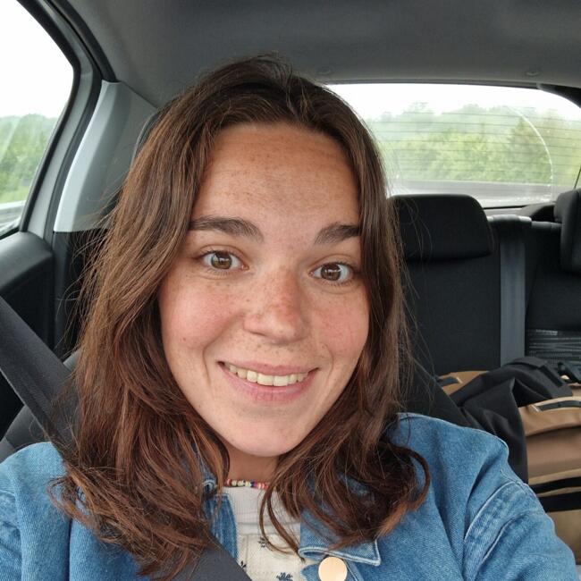 Babysitter in Angers: Agathe