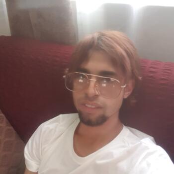 Babysitter Lenasia: Muhammad