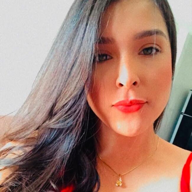 Emprego de babá em Várzea Grande: Thais Costa