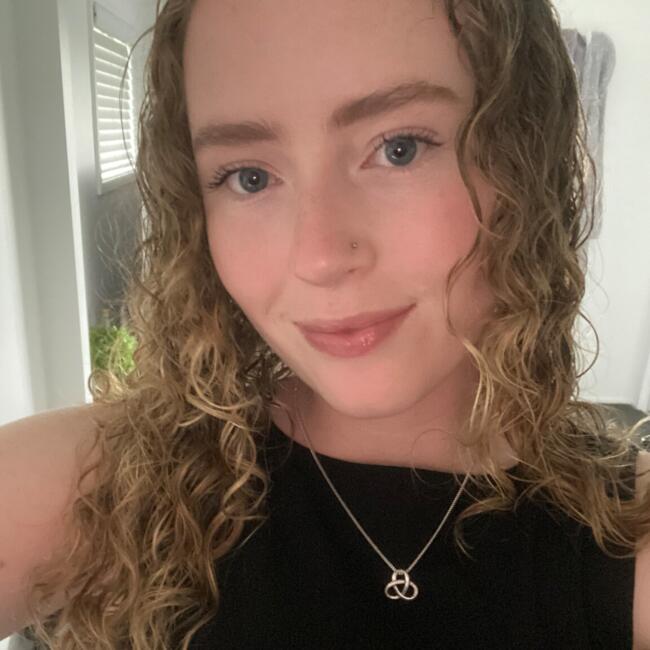 Babysitter in Lower Hutt: Tatum