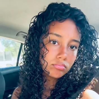 Babysitter in São Marcos: Ariana