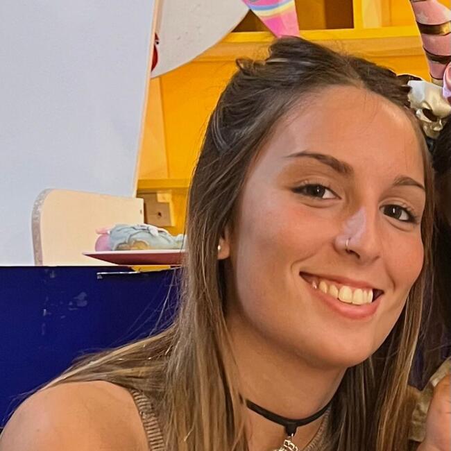 Babysitter in La Plata: Julia
