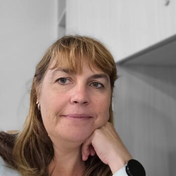 Babysitter Brisbane: Julieen