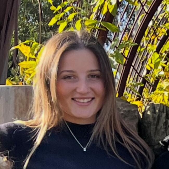 Babysitter in Bendigo: Millie