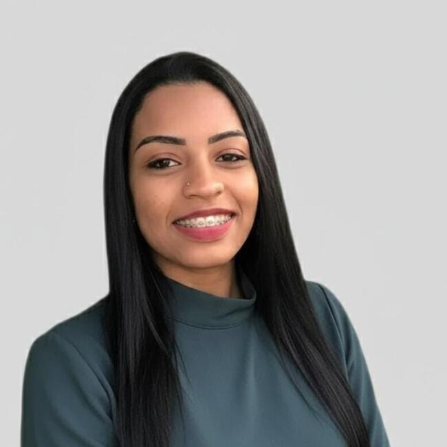 Babysitter in São José dos Campos: Janaina