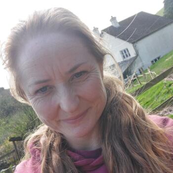 Babysitter in Exeter: Frances
