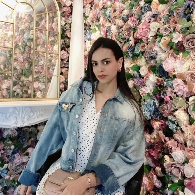 수원시에 있는 베이비시터: Chadia