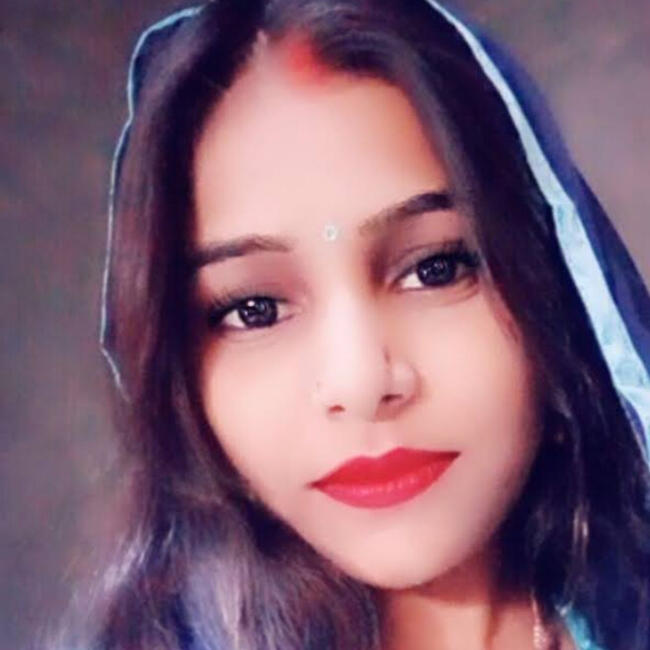 अमृतसर में बेबीसिटर: Pooja