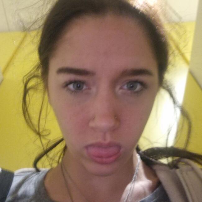 Babysitter in Wakefield: Kacey