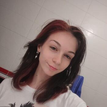 Babysitter in Rivières (Occitanie): Livia