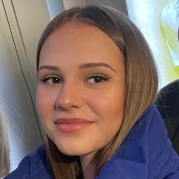 Babysitter a Milano: Laura