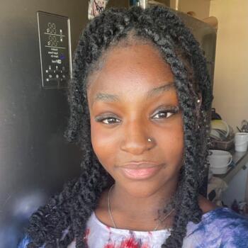 Babysitter in Paris: Naissata