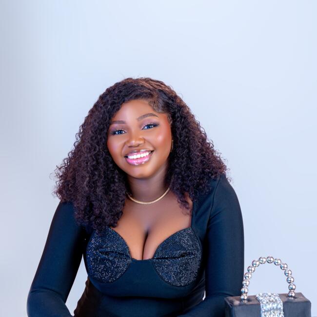 Babysitting job in Ibadan: Akintola