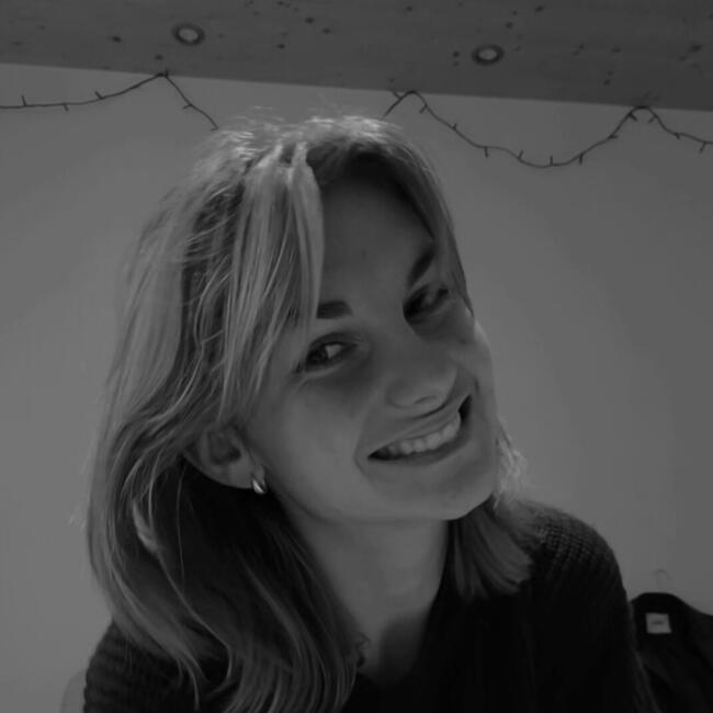 Babysitter in Annecy: Eléa