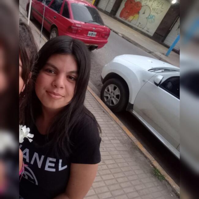 Niñera en Almirante Brown: Mileee