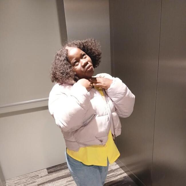 Babysitter in Saint-Germain-lès-Arpajon: Jemima Vicoire