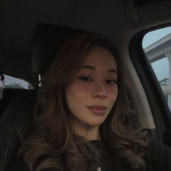 Pengasuh Kuala Lumpur: Ayna