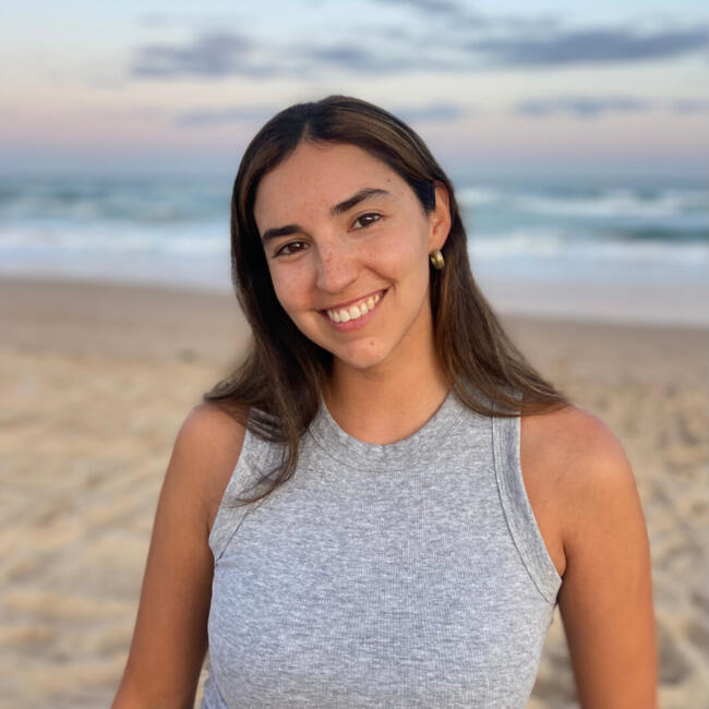 Babysitter in Gold Coast: Renata