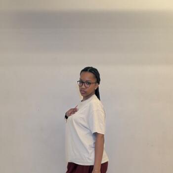 Babysitter in Saint-Denis: Cindy