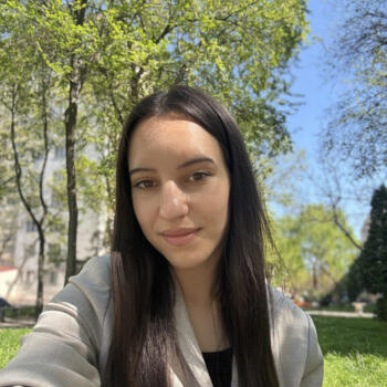 Bonă Iași: Ștefania-Beatrice