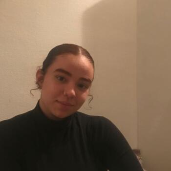 Baby-sitter in Igny: Luna