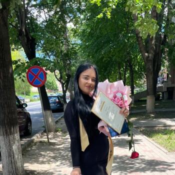 Babysitter in Sârca: Stefana